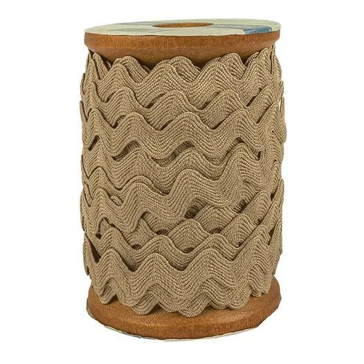 Pebble Large Vintage Trim 12 yard Spool by Lori Holt -STVT-24573 - Justin Fabric!