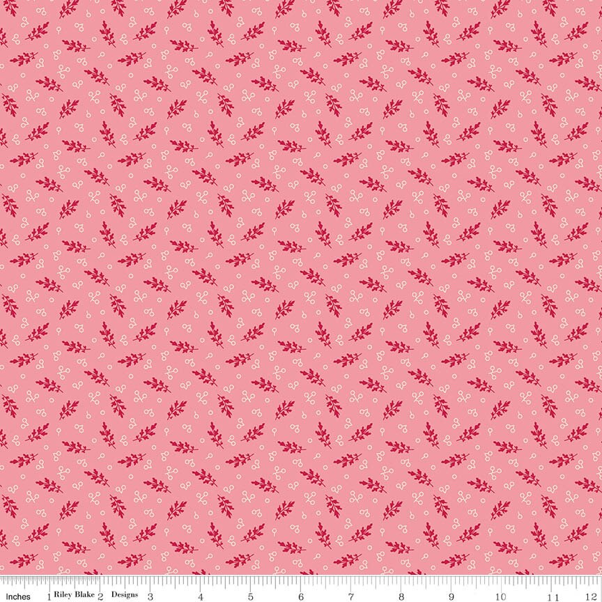 Home Town Holiday 2 Mistletoe Heirloom Coral